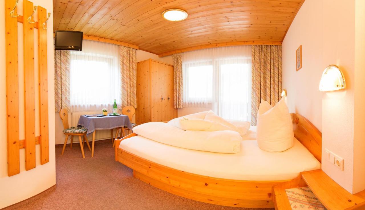 Haus Elisabeth Neustift im Stubaital Quarto foto